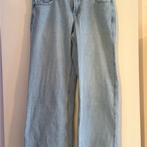 Hollister Women's Light Blue Straight Leg Jeans